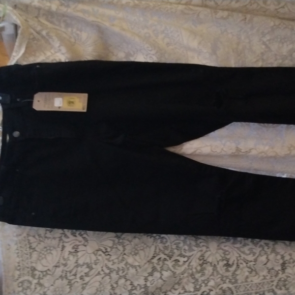 Levi's Other - Levi's 721 black highrise skinny distressed Jeans size 18